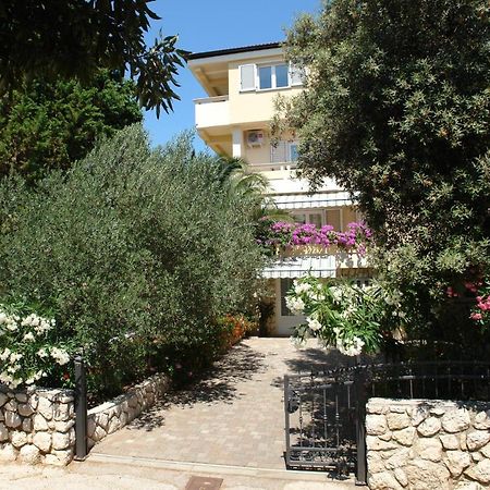 Apartments With A Parking Space Mandre, Pag - 18748 كولان المظهر الخارجي الصورة