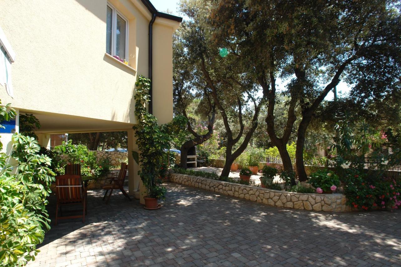 Apartments With A Parking Space Mandre, Pag - 18748 كولان المظهر الخارجي الصورة