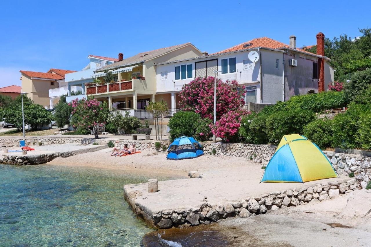 Apartments With A Parking Space Mandre, Pag - 18748 كولان المظهر الخارجي الصورة