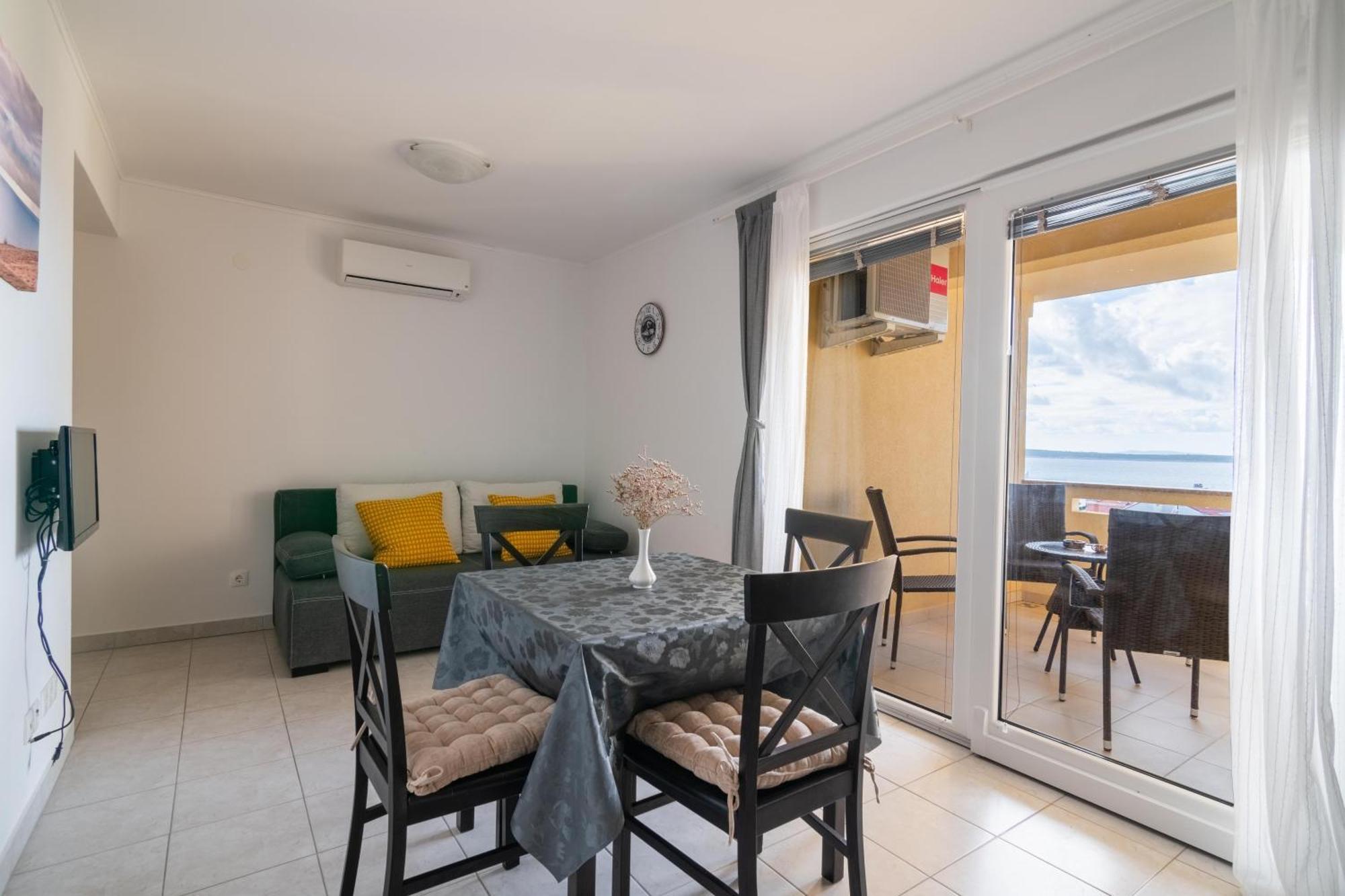 Apartments With A Parking Space Mandre, Pag - 18748 كولان الغرفة الصورة
